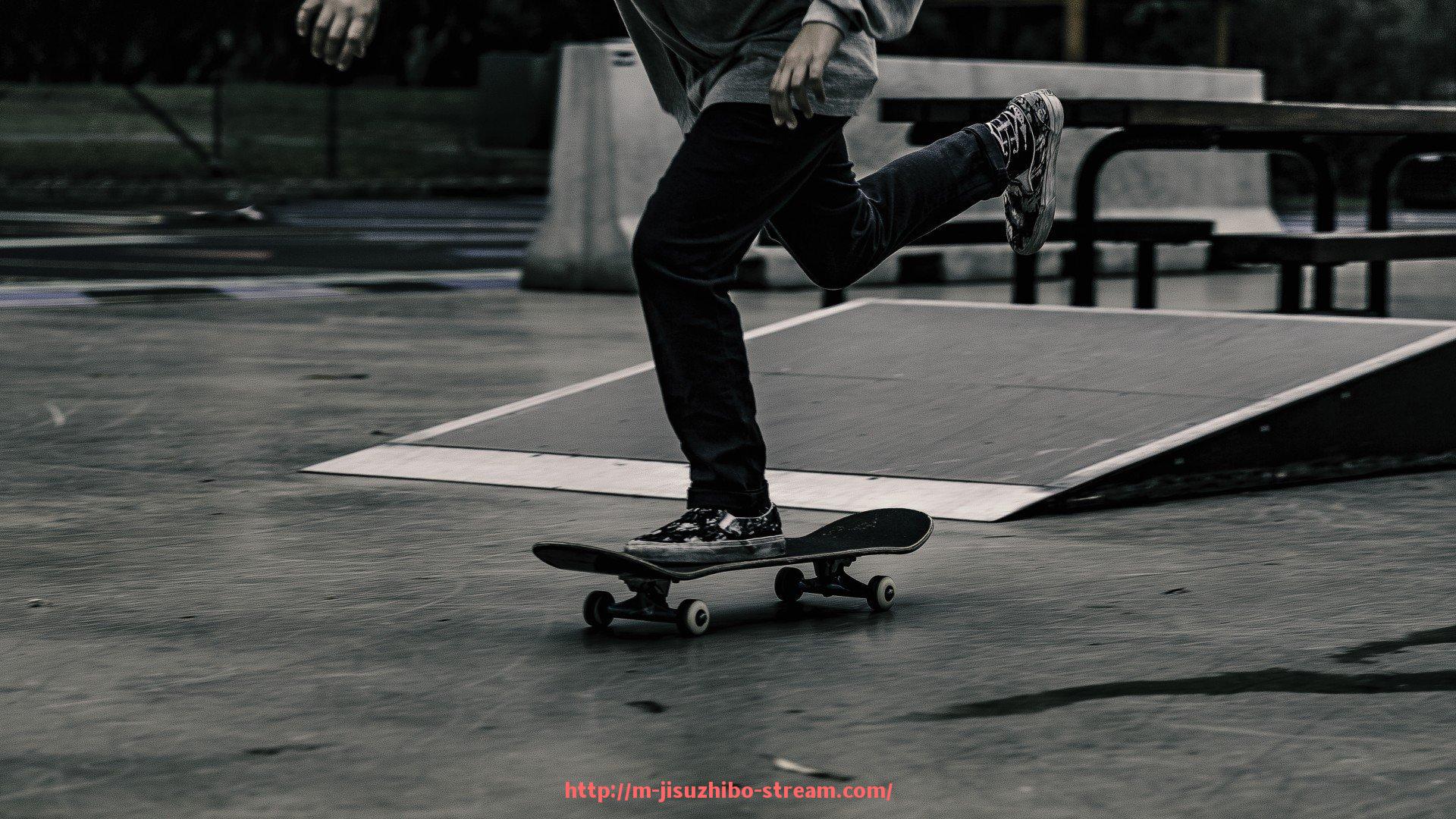 极速直播-足球校园联赛怎样激发青少年对足球运动的兴趣和热情?(对青少年校园足球项目有哪些建议)